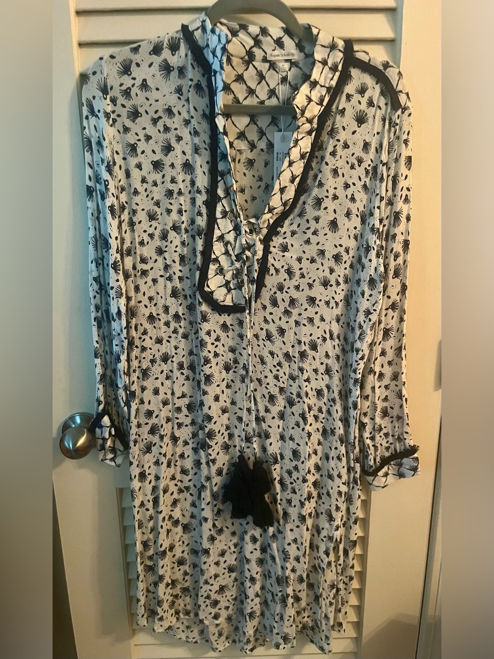 NWT * Navy Blue & White Floral Tassel Tunic Dress/beach coverup/loungewear *